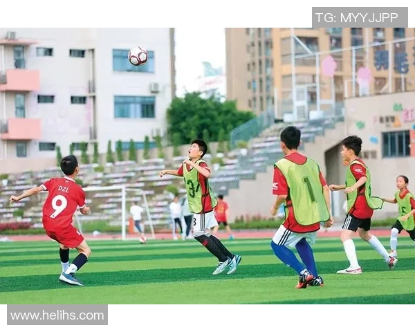 快乐足球操伴我成长小学生一起动起来的健康旋律