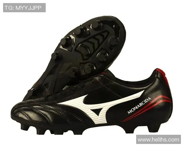 选择合适足球鞋的关键要素与专业建议解析